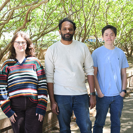 Vignesh Narayanan and his student research team