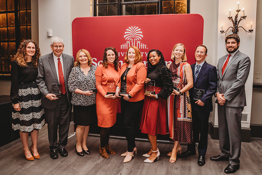 Alumni award winners group photo.