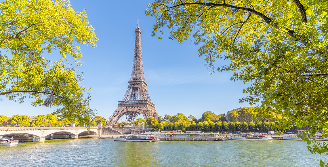 Paris study abroad announcement