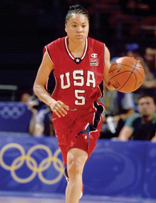Dawn Staley plays for the USC basketball team